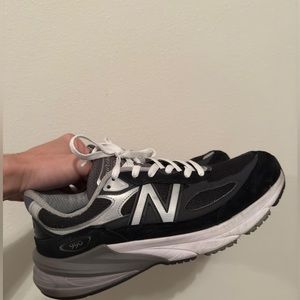 New Balance 990 v6